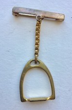 antike Brosche Abzeichen Anhängen Badge Steigbügel Reitsport Reiter Pferd