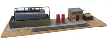 Temos H0 513/509 Dieseltankstelle - ca. 25 x 7,5 x 5 cm - HO H0 1:87