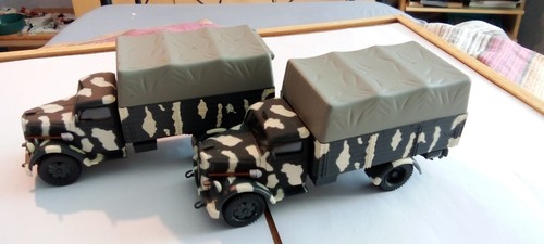 Militärfahrzeuge