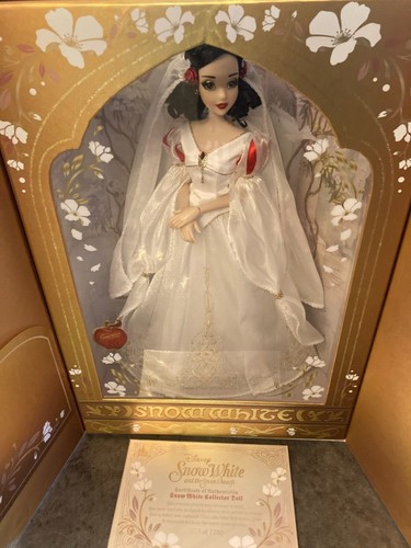 Disney store snow white doll - |,