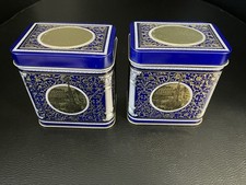 2 dekorative kleine Blechdosen