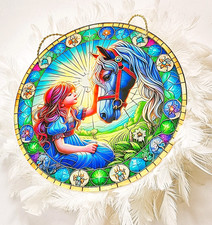 Mädchen mit Pferd als