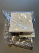 Jung Leitungsauslass, LS 990, alpinweiß LS 983 WW mit Abdeckung