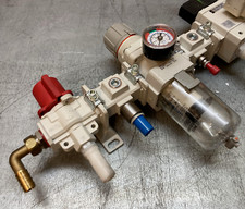 SMC Druckluft Pneumatik Wartungseinheit VHS40-F04A AW40-F03-A Filter Regler