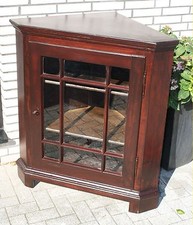 Eckvitrine-Eintürig-Nadelholz