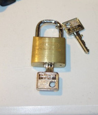 Schweizer Militär  - BURG