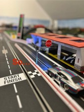 Boxenmauer mit Schildern,Carrera,Digital 132, Slotcar,Pitstop,Pit Lane Carrera