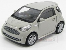 1:24 Welly Aston Martin Cygnet
