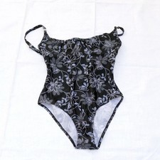 Badeanzug Größe L Schwarz Blumen Giani Feroti gebraucht Halbschale