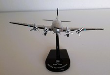 Flug-Fertigmodell 1:250 USA