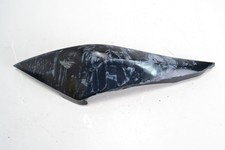 Rechte Seitenverkleidung