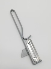 Westmark Obst Gemüse Spar Schäler Pendelschäler mit Ausstecher, Edelstahlklinge