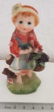 Dekoration Deko Figur Mädchen Weintrauben Trauben Ernte Wein Sammlerfigur 36