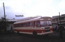 Original Dia: Leyland Reisebus in Mombasa