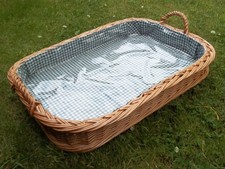 Serviertablett Tablett  aus Weide mit Innenfutter