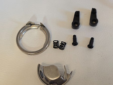 Greifer CB-System Ring Federn Schrauben Halter Universal  Nähmaschine Singer 342