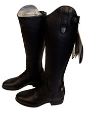 Tattini Breton Close Contact