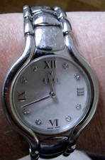 EBEL BELUGA DAMEN UHR QUARZ STAHL MEDIUM 28MM ORIGINAL STAHL BAND MIT DIAMANTEN