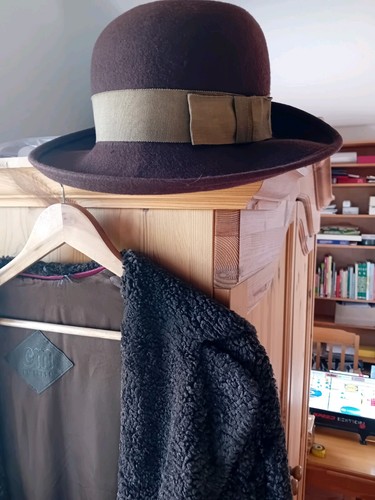 Hut braun 57cm