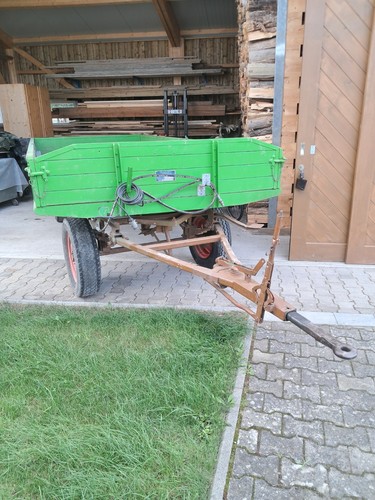 Landwirtschaftlicher anhänger - landwirtschaftlicher,