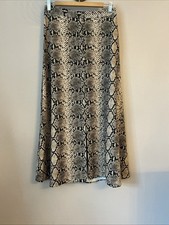 Neuer langer Rock von Zara mit