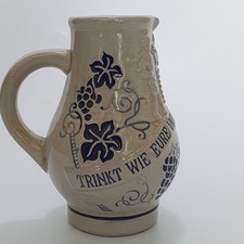 Weinkrug Steinkrug Tonkrug