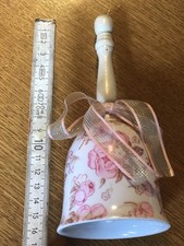 Porzellan Figur,Porzellan Glocke,Tischglocke,neu.