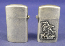 2x Marlboro Reiter - Sturmfeuerzeug / Metall Benzinfeuerzeug Cowboy USA Lighter