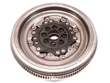 Schwungrad Schwungscheibe Automatik VW Golf VII 7 Sharan 7N DSG 2,0T 06K105266A