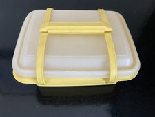 Vintage Tupperware Pack N