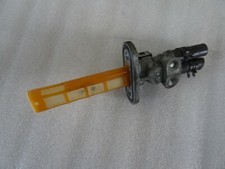 8. Suzuki GS 500 E  benzinhahn am tank benzintank kraftstoffhahn