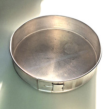 DDR  Aluminium Springform 28cm Kuchenform Alu Ostalgie Küche Backen 965