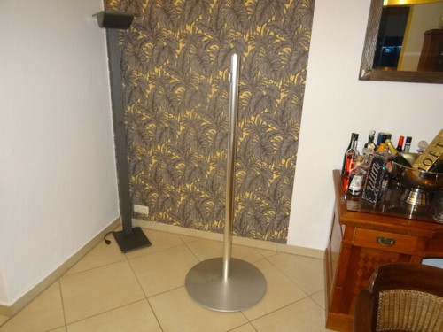 Bang olufsen floor - bang, stand