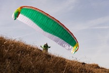 Gleitschirm / Paraschirm / Motorschirm Nova Aonic M, grün, ab 90kg, Schnellpack