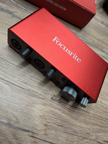 Focusrite scarlett 2i2 - scarlett, 3rd