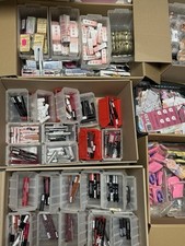 100 Teile Kosmetik Posten Drogerieartikel Markenkosmetik aus Geschäftsauflösung