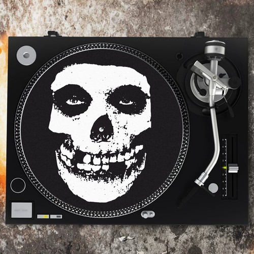 Crimson ghost - ghost, (misfits)
