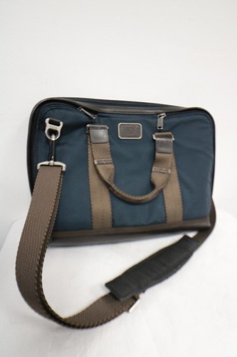 Tumi alpha bravo - alpha, academy
