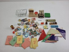 Konv. Kaufmannsladen Zubehör alt antik Holz-Waage Blech-Kasse Spielzeug #2512032