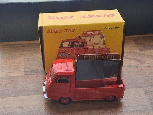 Dinky toys renault - toys, (atlas)