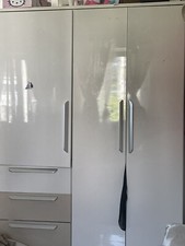 kinderkleiderschrank