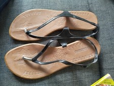 Flip Flops Sandale Graceland Lack Schwarz 39