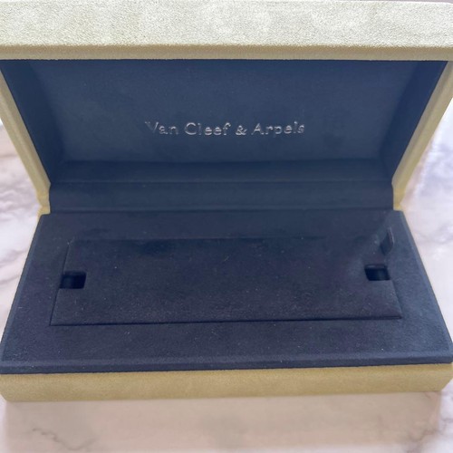 Van cleef arpels leerbox - arpels, nur