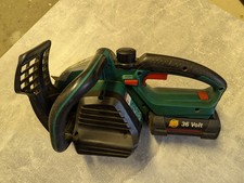 Bosch Akukettensäge Defekt Ersatzteilspender mit Ladegerät AKKU