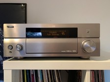 YAMAHA RX-V 2700 in