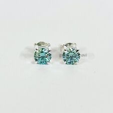 2 Karat Blau Behandelt Diamant