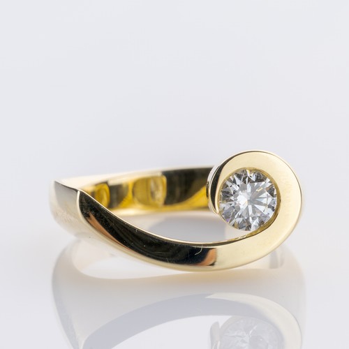 Ring 585er gold mit einem - ring,