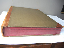 Alte Bücherbox für große