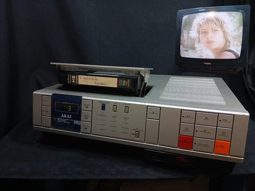 Akai 2eg vhs videorekorder - akai, vs-2eg