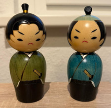 Kokeshi Figuren blau/grün